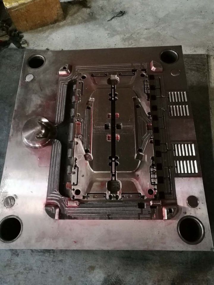 壓鑄模具制作
